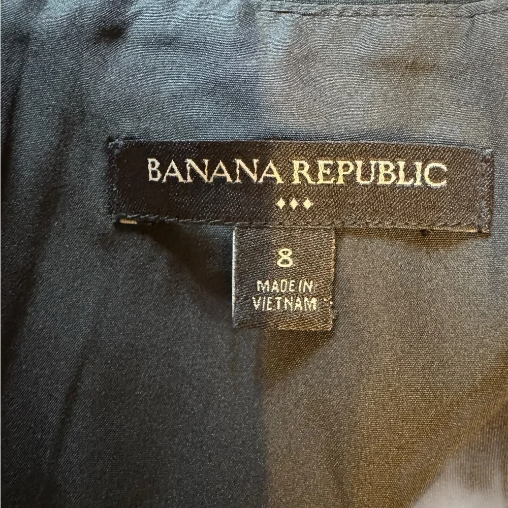 Banana Republic sleek black